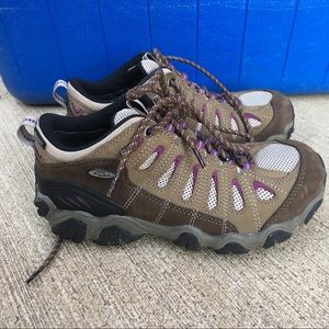 Oboz Sawtooth Low BDry Hiking Shoes - Women's